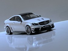 ★1:43 MERCEDES C63 AMG V8
