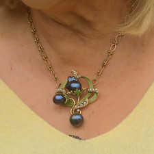 Collana Arte Nuovo Foglio