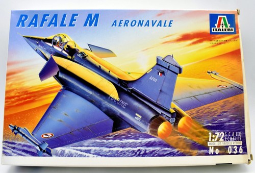 Modellino aereo model kit