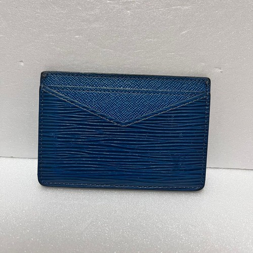 Louis vuitton epi pass - vuitton,