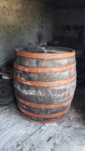 Botte legno come tavolo - di,