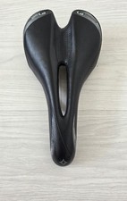 Sella donna specializzata