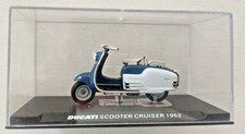 MOTO DUCATI  SCOOTER CRUISER 1952 MODELLINO 1/24
