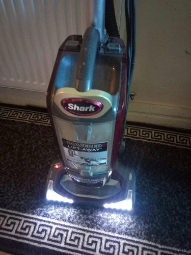 Shark nv681ukt lift away - shark,