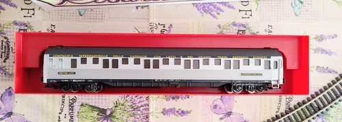 Rivarossi carrozza - (1:80),