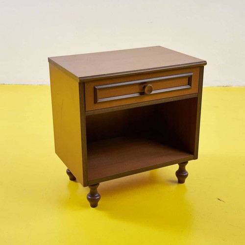 Comodino vintage legno - in,