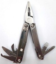 PINZA MULTIUSO LEATHERMAN REV