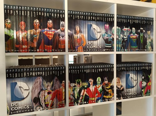 Comics graphic novel - graphic,