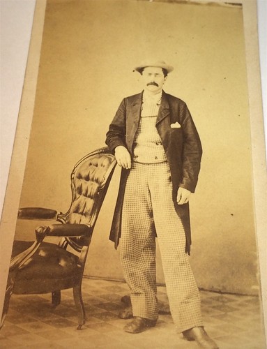 Antico cappello uomo moda