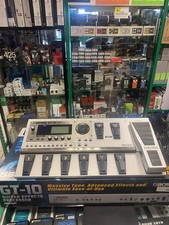 BOSS GT-10 Pedaliera per