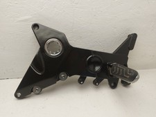 Gancio pedana anteriore destra