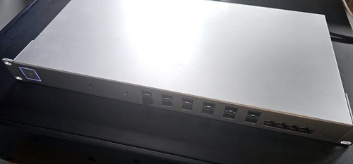 Ubiquiti unifi xg switch - us-16-xg,
