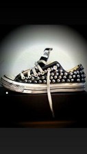 Converse nere basse
