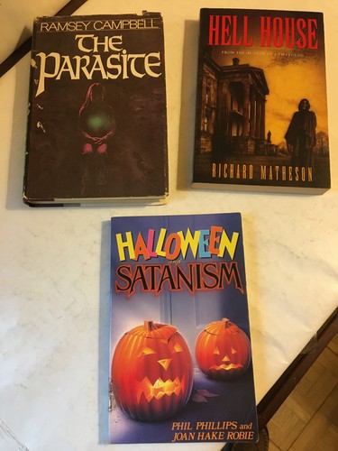 Spooky book lot hell - book, 3,