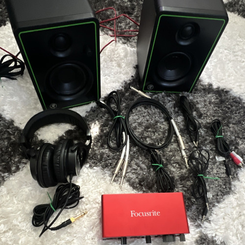 Focusrite scarlett 2i2 - focusrite,