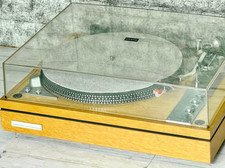 ONKYO CP-700M giradischi