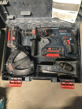 MARTELLO PERFORATORE TASSELLATORE BATTERIA LITIO BOSCH GBH 36 VF-LI+MANDRINO(GAR