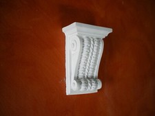 MENSOLA IN GESSO H.21 - L.14 -