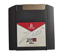 Iomega Zip Disk 100MB PC |