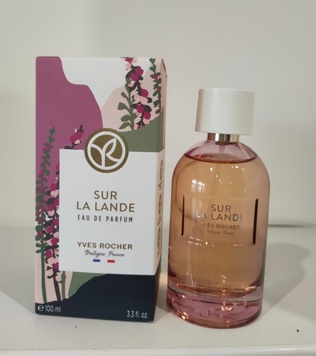 Yves rocher sur - rocher, la