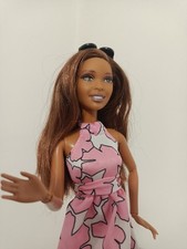 Barbie Fashionistas articolata Nikki Mattel anno 2009