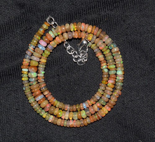 Collana perle fuoco opale