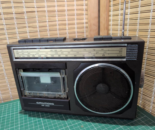 Grundig rr250 radio cassetta - rr250, radio/cassetta