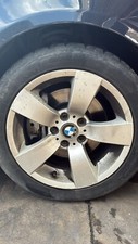 Cerchi R18 BMW serie 5 530xd completi di gomme e bulloni gomme al 50%