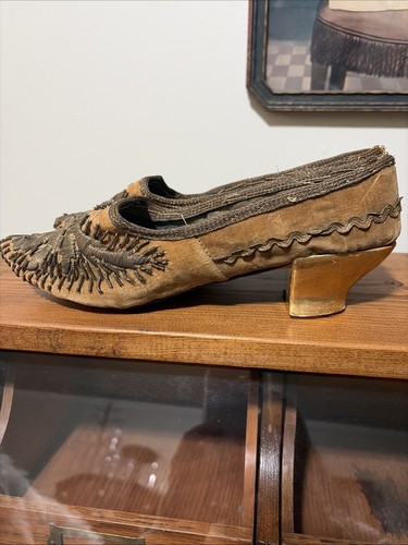 Scarpe ciabatte ottomane
