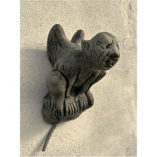 Gargoyle Da Parete In Cemento