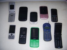 STOCK 10 CELLULARI BLACKBERRY MOMO VINTAGE TELEFONI VECCHI LOTTO N. 18+REGALI