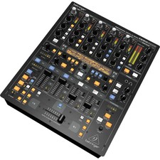 BEHRINGER DDM4000 mixer audio