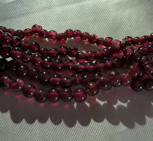 Collana perle granati - in,