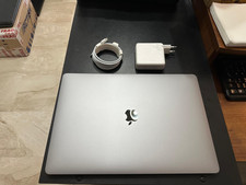 Apple MacBook Pro 16" (A2141)