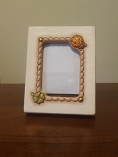 Cornice porta foto ceramica, coccinella e quadrifoglio, non comune, 18x14 - Thun