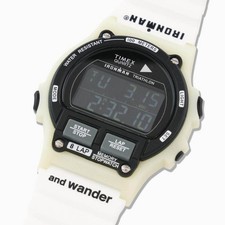 Orologio digitale TIMEX × and