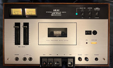 Akai stereo cassette deck CS-34D revisionato e funzionante