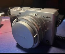 Panasonic LUMIX DMC-LX100 fotocamera digitale obiettivo Leica argento testato