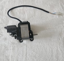 Pompa Sottovuoto 18L/min 230V | Ricambio per Macchine e Dispositivi Aerosol