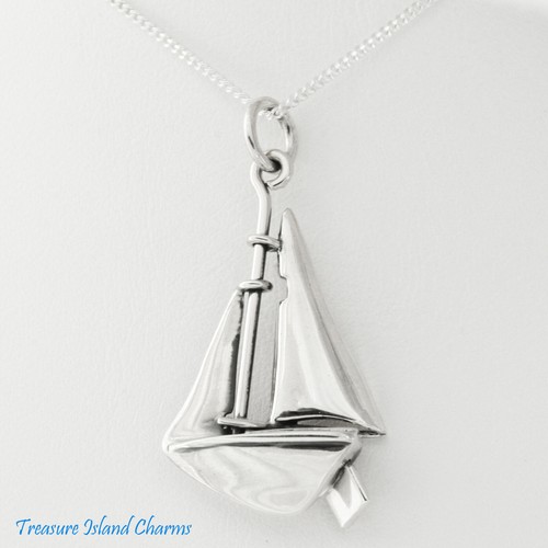 Collana con ciondolo - , in