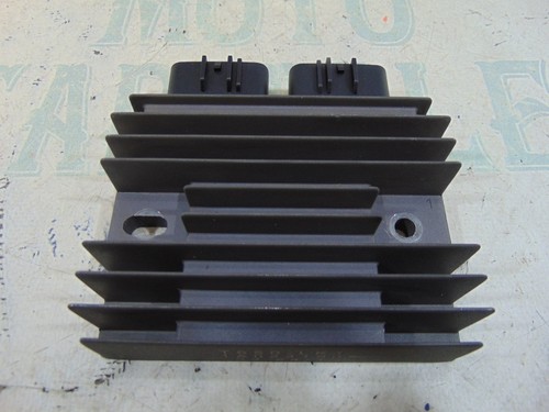 Regolatore tensione piaggio - regolatore,