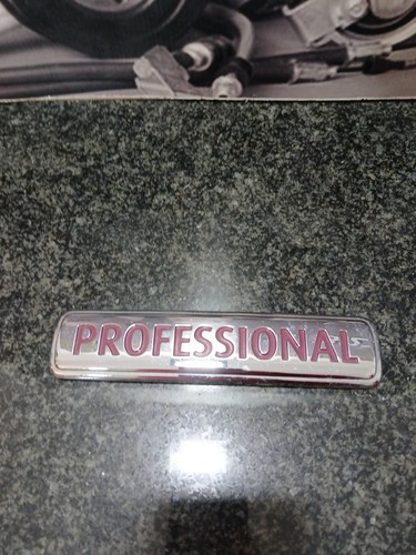 Scritta emblema professional - emblema, "professional"