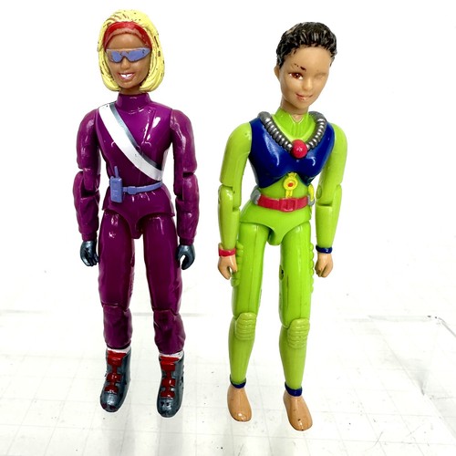 Figure donna chap - donna, mei