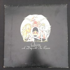 QUEEN- A DAY AT THE RACES-