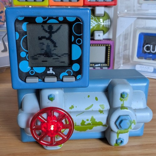 Radica cube world splash - cube, +