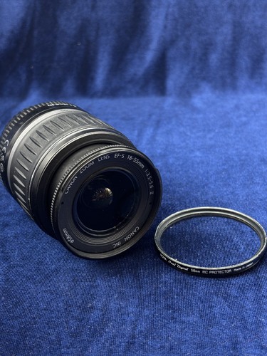 Canon f 3 - ef-s, f/3.5-5.6