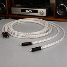 Una coppia cavo - rca, rca