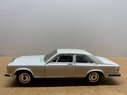 Burago rolls royce camargue - rolls,