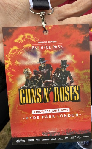 Official guns roses laminate - guns,