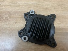 UN CARTER COUVERCLE MOTO